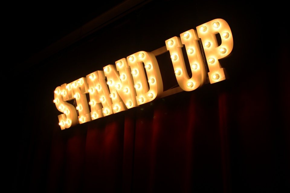 STAND UP и лампочки - будь в тренде